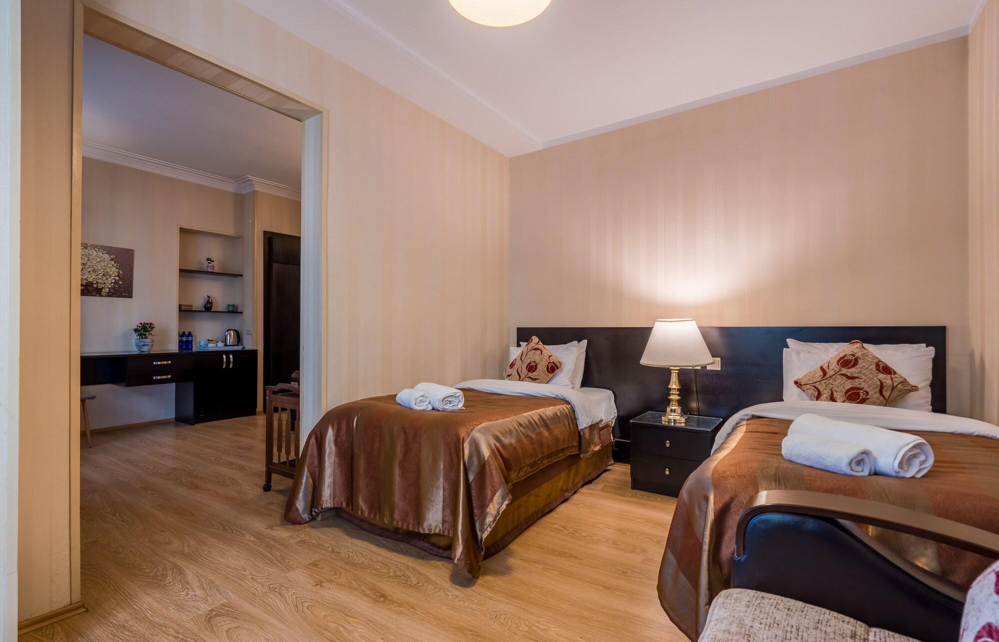 Iliani Hotel Tbilisi Eksteriør bilde