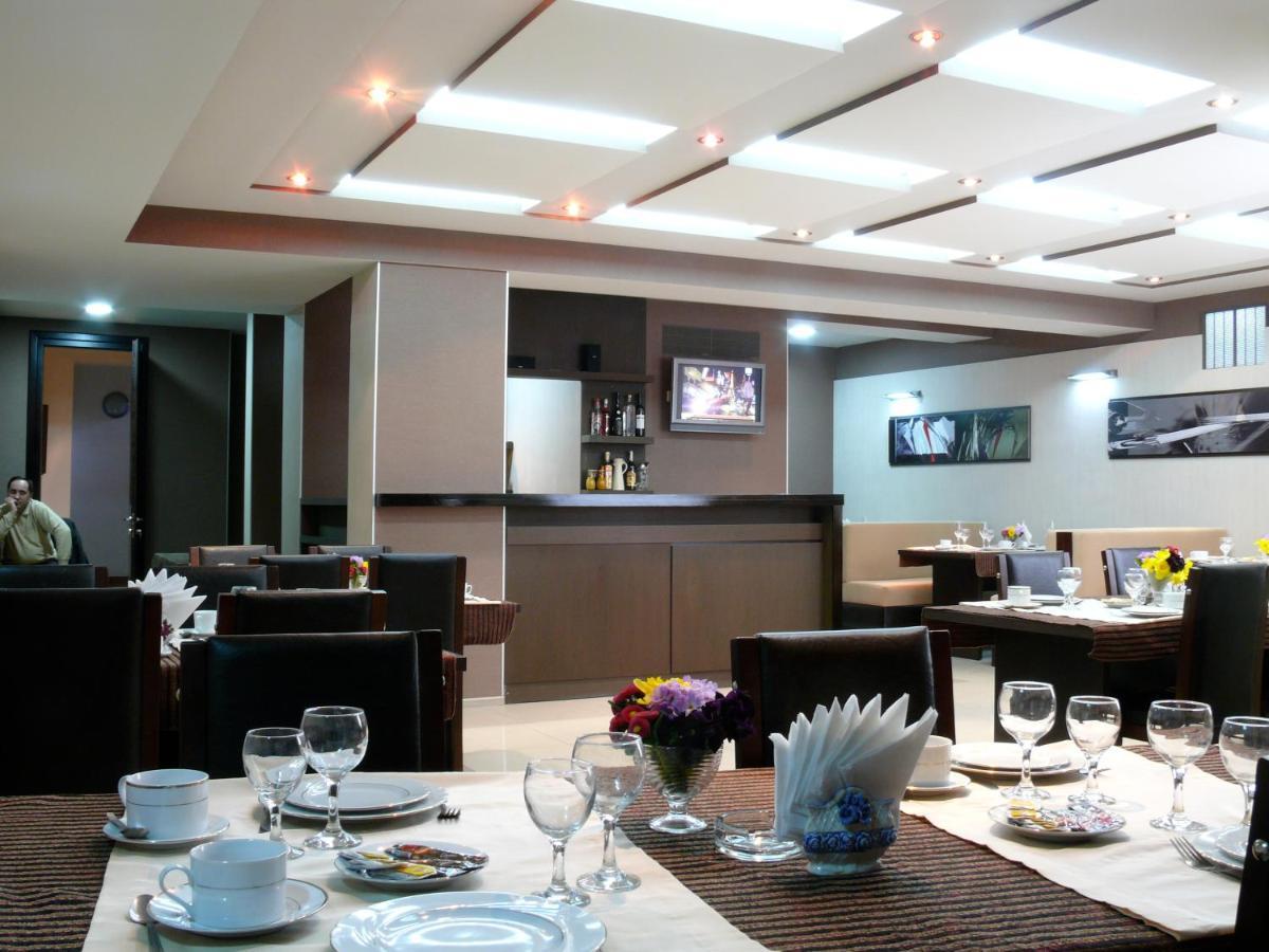 Iliani Hotel Tbilisi Eksteriør bilde